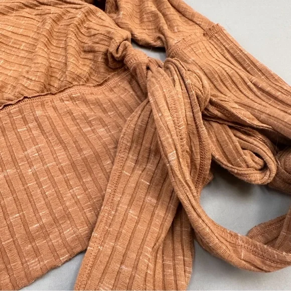 FREE PEOPLE East Coast wrap top in copper brown, S. - Picture 6 of 9